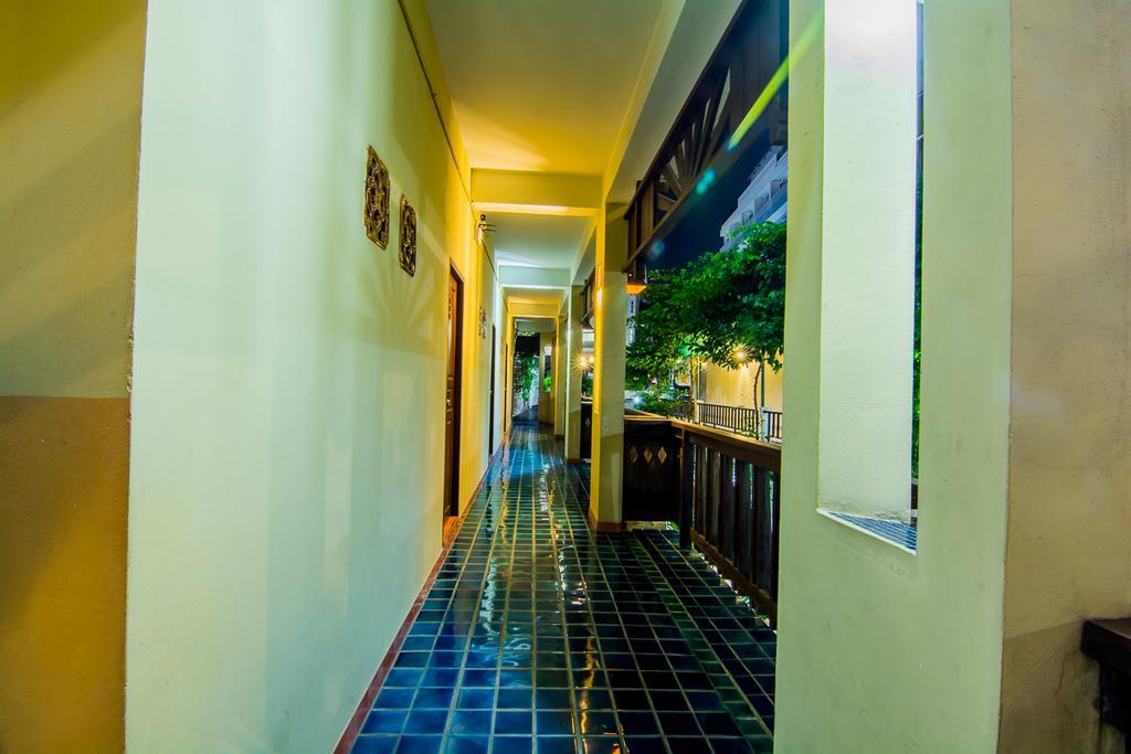 Sutus Court 2 Pattaya Exterior foto