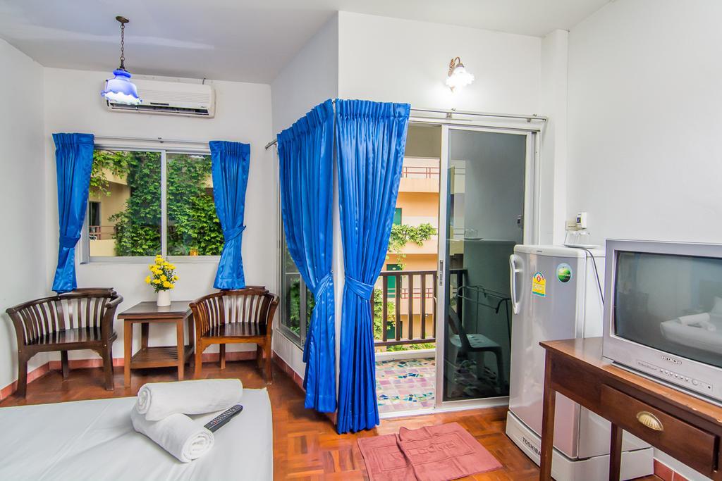 Sutus Court 2 Pattaya Exterior foto