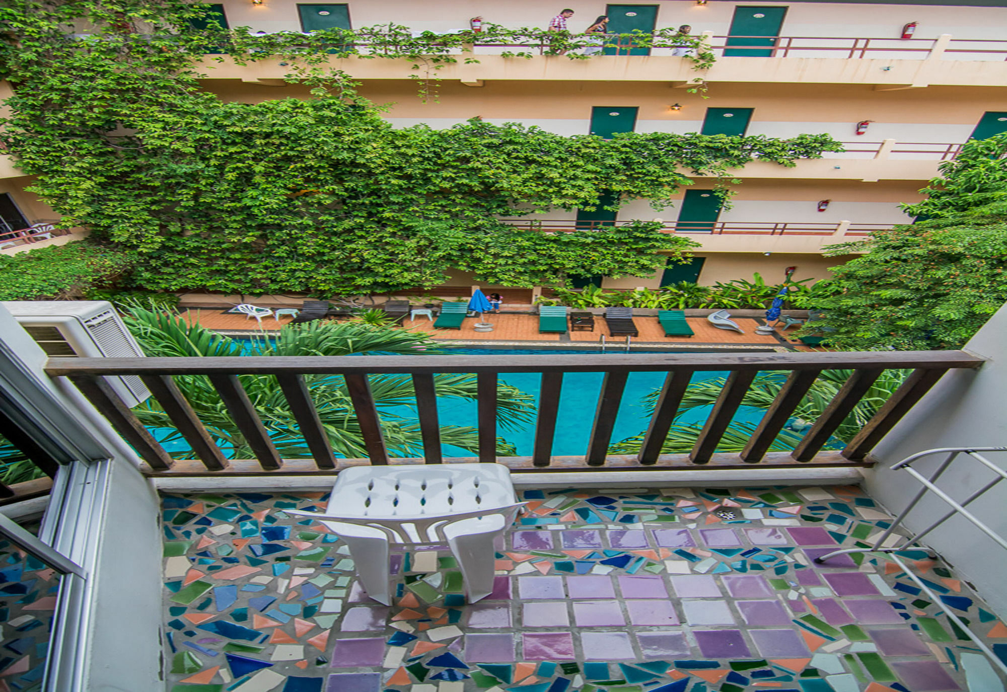 Sutus Court 2 Pattaya Exterior foto